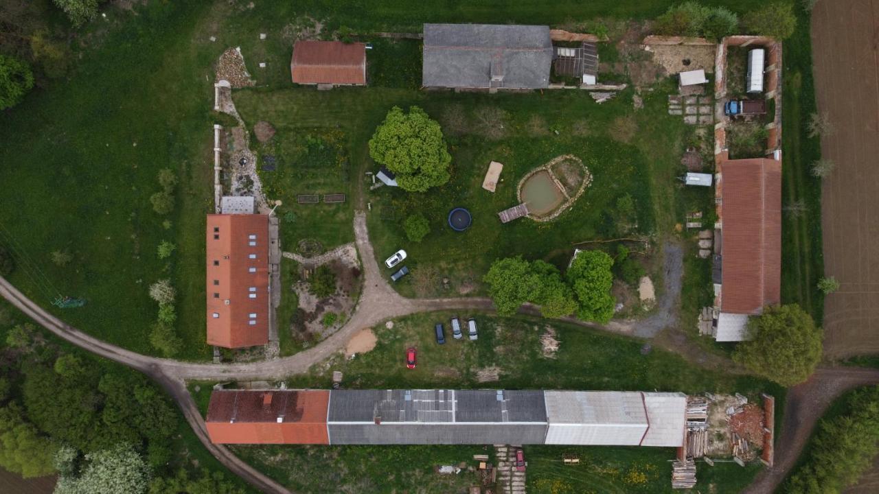 Dvur Dolenec Daire Rohoznice  Dış mekan fotoğraf